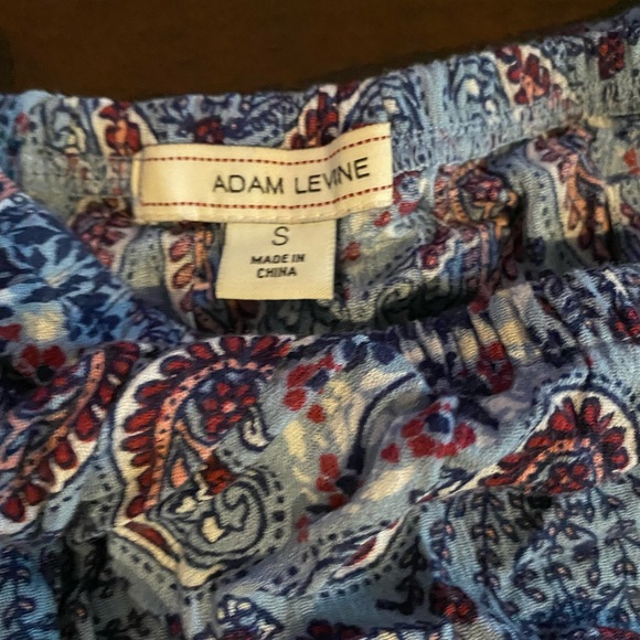 Crop flow off shoulder crop - Picture 2 of 2